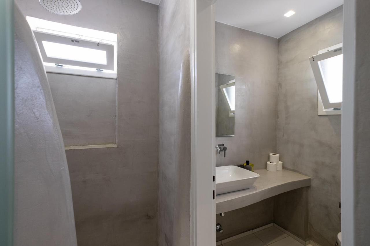 Lorenzo Studios And Suites Paros Naousa Exterior photo