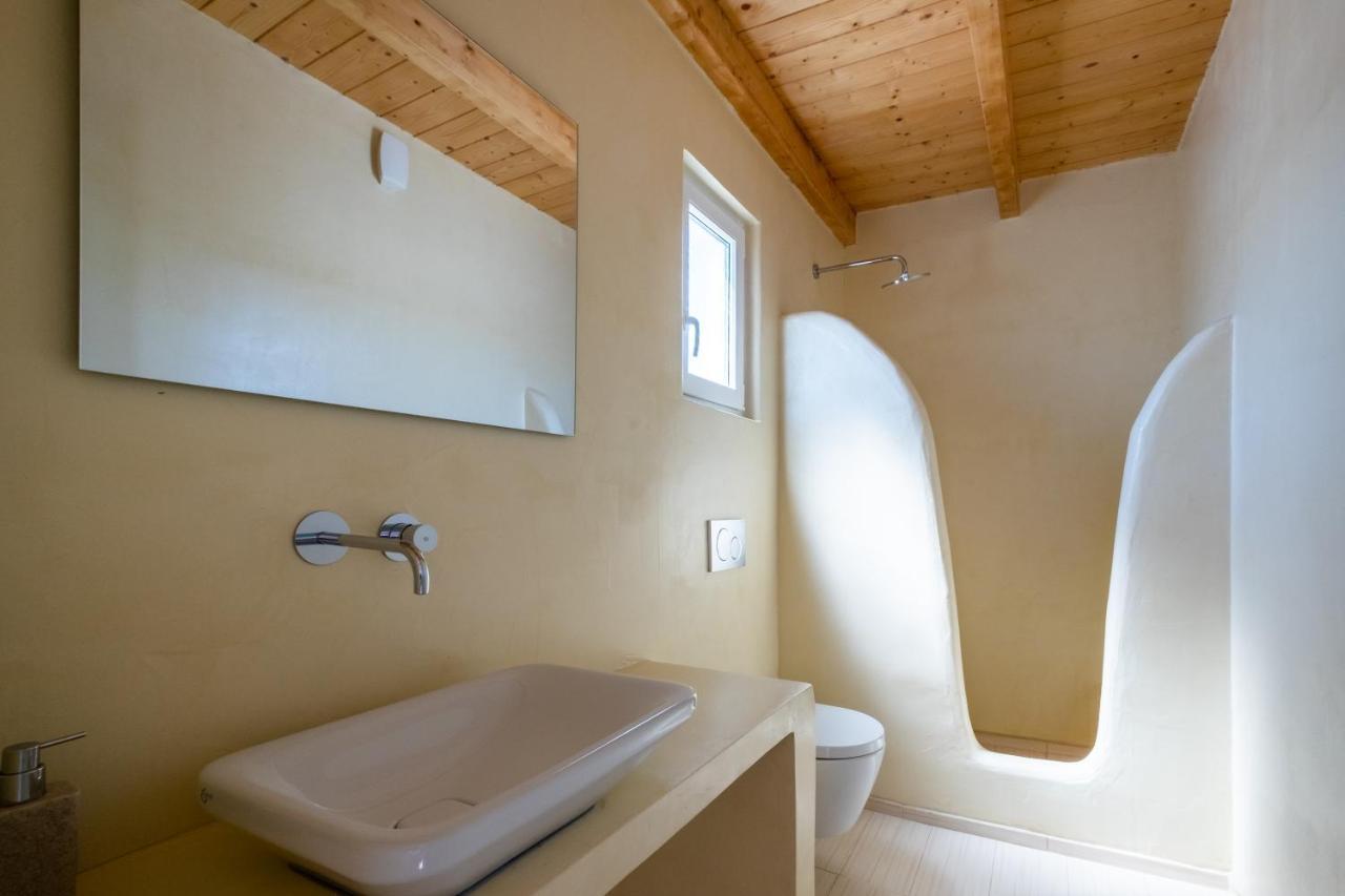 Lorenzo Studios And Suites Paros Naousa Exterior photo