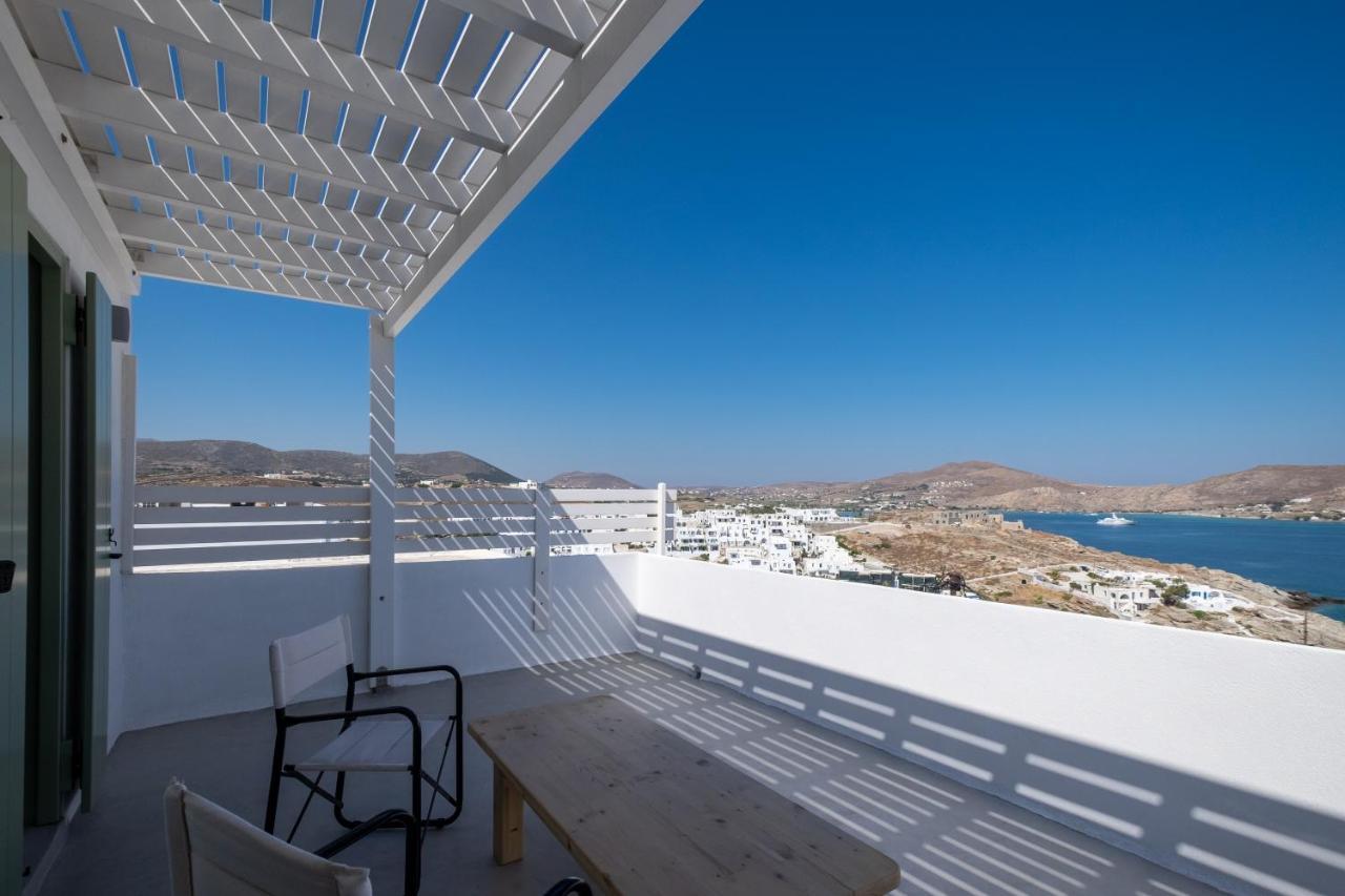 Lorenzo Studios And Suites Paros Naousa Exterior photo