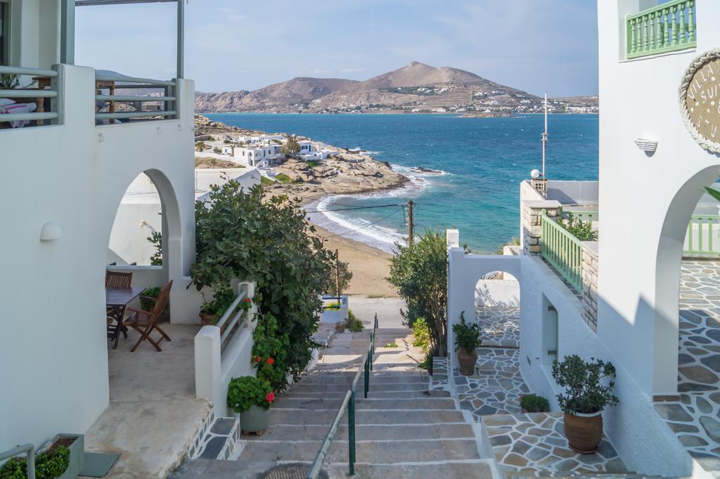 Lorenzo Studios And Suites Paros Naousa Exterior photo